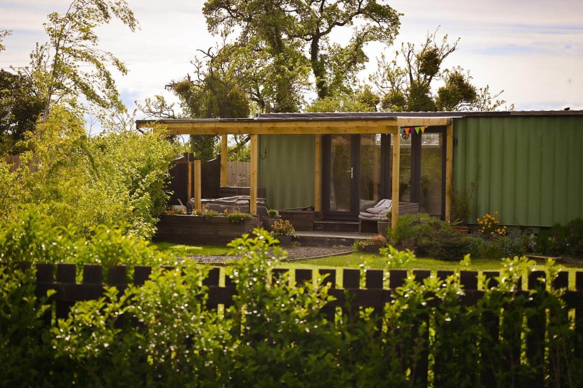 Sweet Pea Cabin Badsey Exterior photo